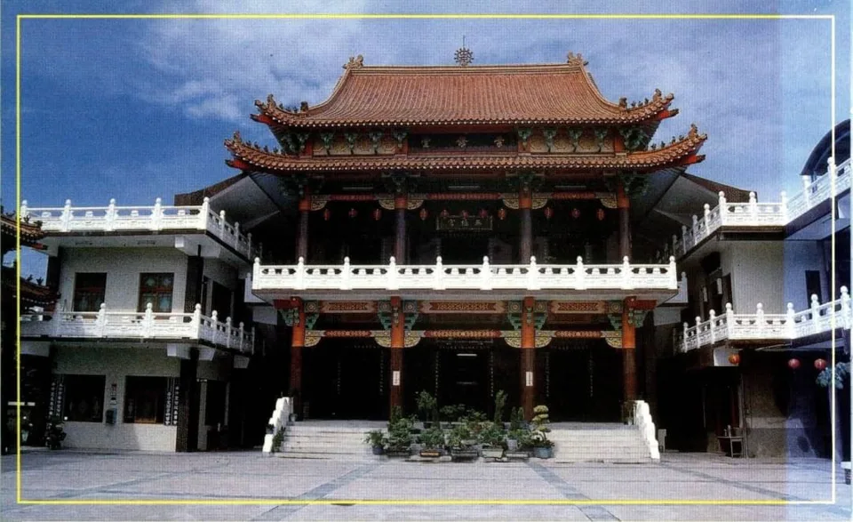 菩薩指令出 天人共護持
